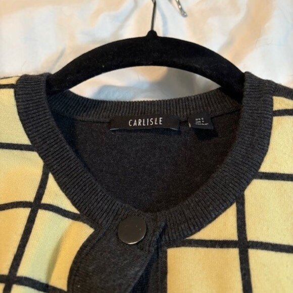 Carlisle Collection: charcoal gray and yellow cardigan - Picture 4 of 4